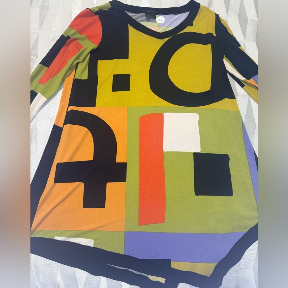 Eva Varro medium